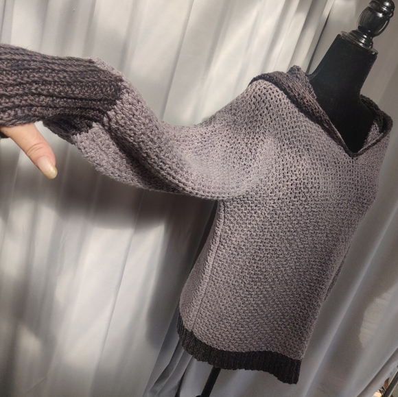 Hand Made Heavy Weight Hoodie - Picture 4 of 6